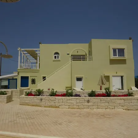 Blue Aparthotel 3*